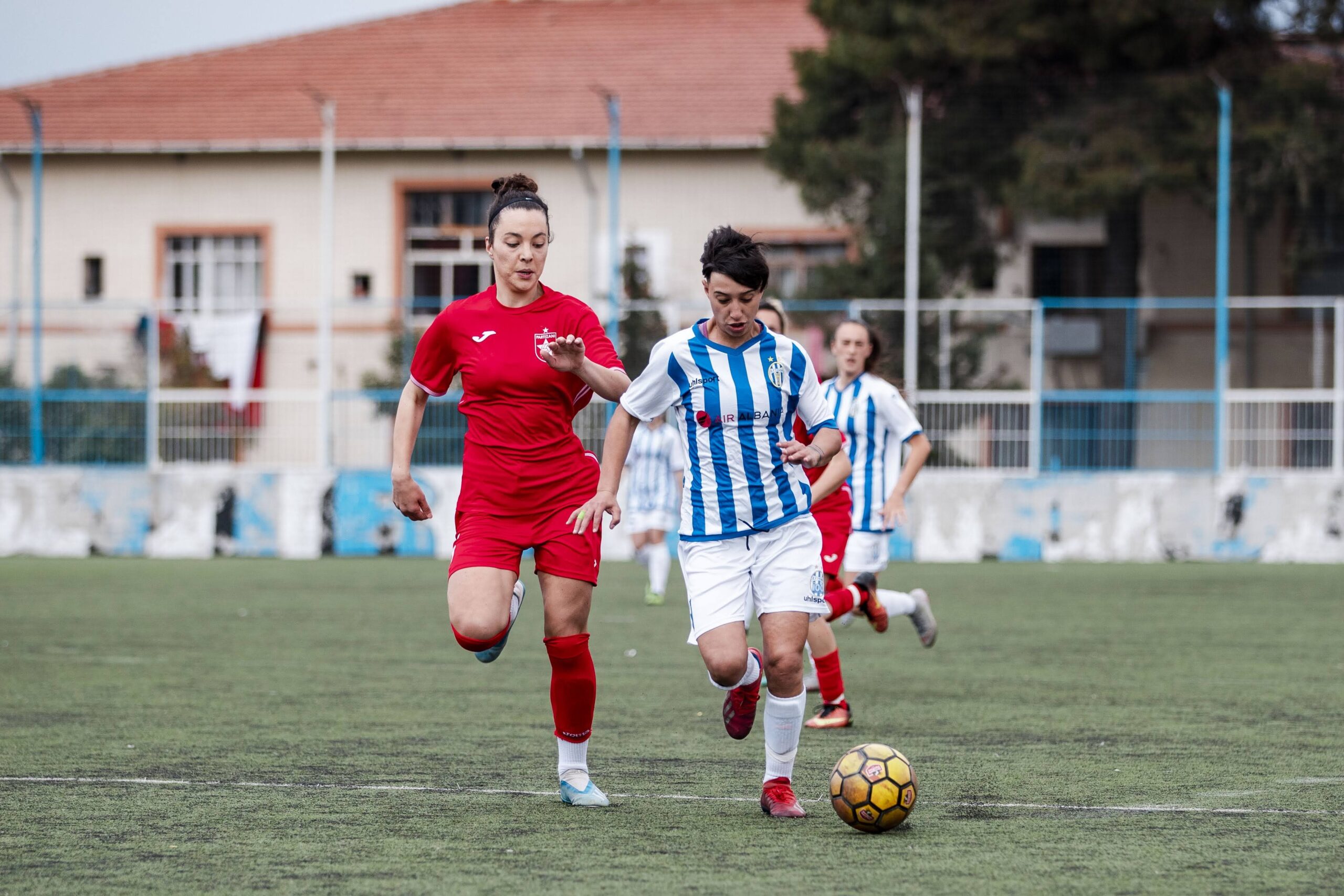 kupa e shqiperise per vajza gjysmefinalet luhen ne fundjave apolonia pret gramshin spikat derbi partizani tirana