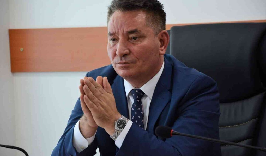 pagesa prej 53 milione euro per bechtel enka denohet ish ministri i infrastruktures se kosoves dhe zyrtare te tjere