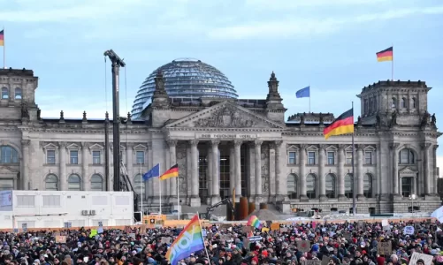 protesta kunder planit per debimin e te huajve dw gjermania mobilizon qytetaret kunder afd