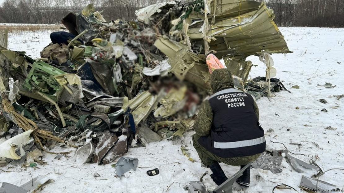 vdiqen mbi 70 persona dhe shkaktoi shume polemika cfare dihet per rrezimin e avionit prane qytetit belgorod