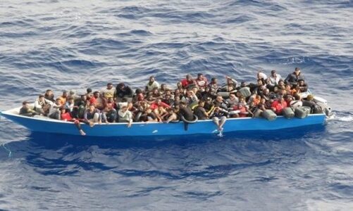 17 tuniziane te zhdukur pasi nje varke me emigrante u permbys rruges per ne itali