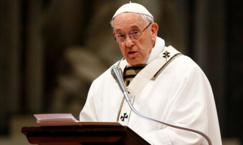 dy vite nga nisja e sulmeve papa francesku ben thirrje per nje zgjidhje diplomatike te luftes