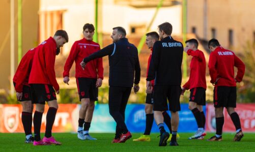 ekipi kombetar u 19 grumbullim tre ditor me lojtaret qe aktivizohen ne kampionatin shqiptar