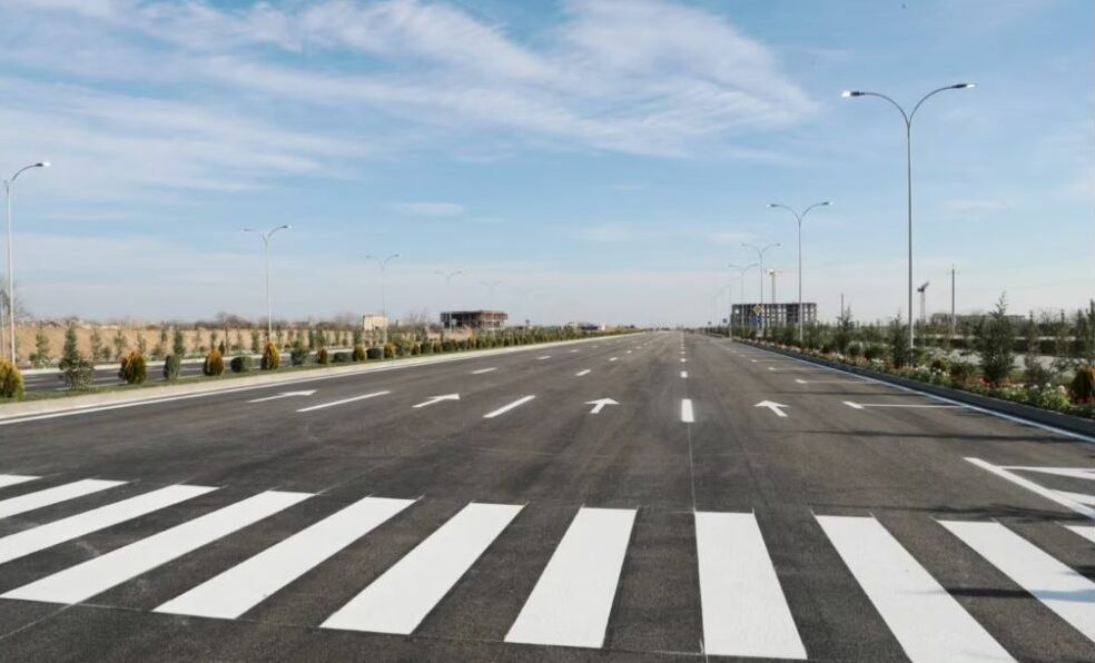 foto aeroporte dhe zbrazetira brenda rajoneve qe azerbajxhani i rimori nga armenia