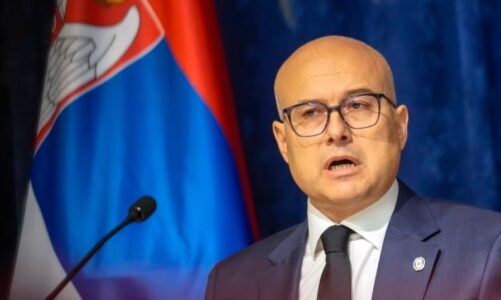 heqja nga qarkullimi i dinarit serb ne kosove paralajmerimi i ministrit te vucicit na pret nje lufte e gjate diplomatike