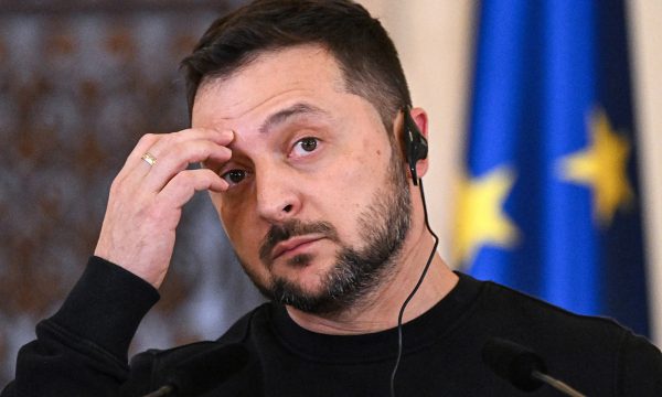 nevojitet nje fillim i ri zelensky konfirmon mundesine e shkarkimit te gjeneralit te larte udheheqja e vendit