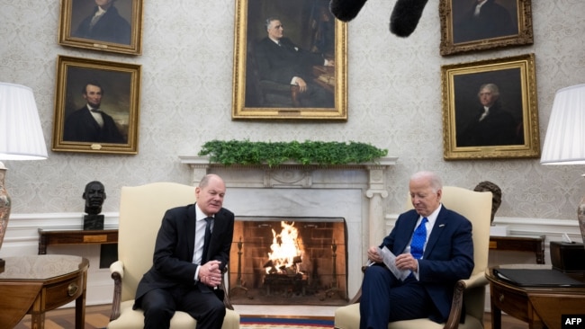 Presidenti Biden takohet me kancelarin gjerman, diskutojnë për…