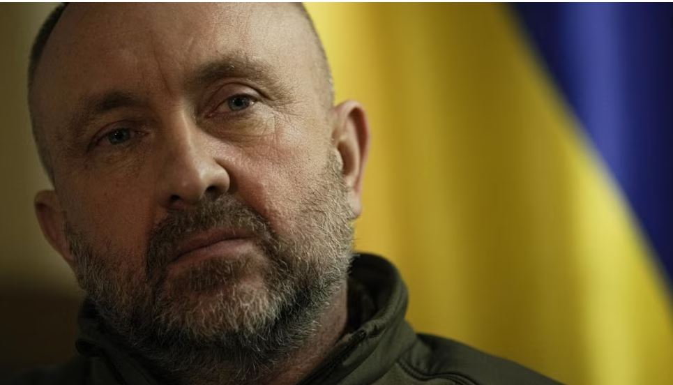 qeveria ukrainase shkarkon zevendesministrin e mbrojtjes ja shkaku