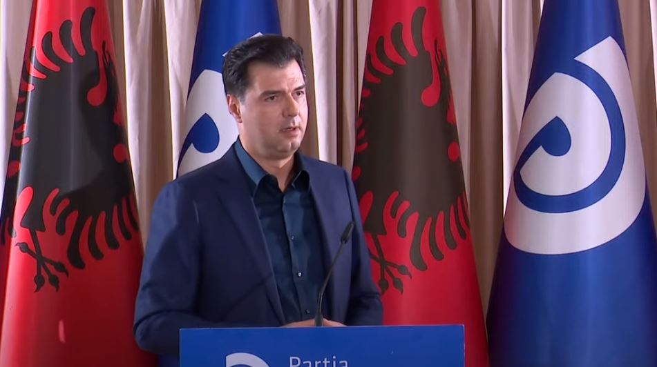 rama beri nje loje te ndyre politike ndaj meje basha kjo qeveri e do shqiperine pa institucione dhe media te lira