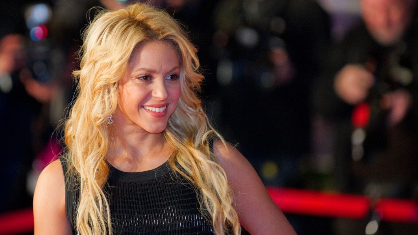 shakira prezanton albumin e saj te ri grate nuk qajne me