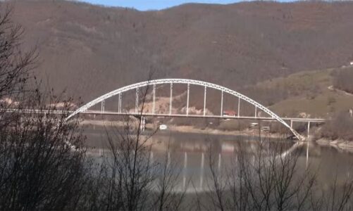 ura e askujt dhe qe nuk kontrollohet nga askush mes kosoves dhe serbise