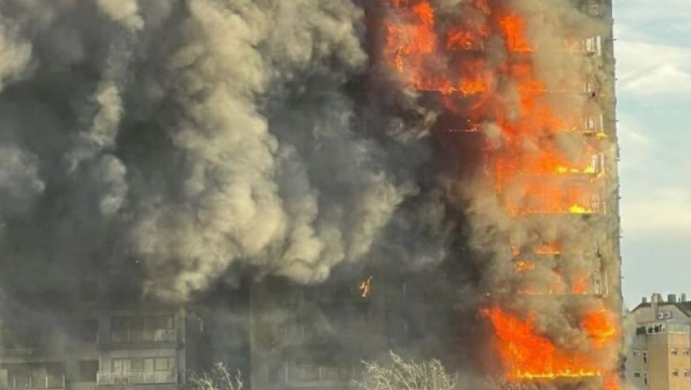 Zjarr i madh në Valencia, merr flakë ndërtesa 14-katëshe (VIDEO)