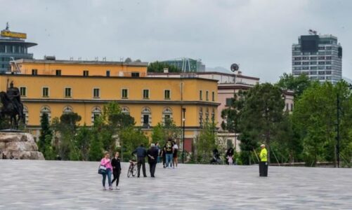 analiza italianet dhe polaket turistet me besnike te shqiperise