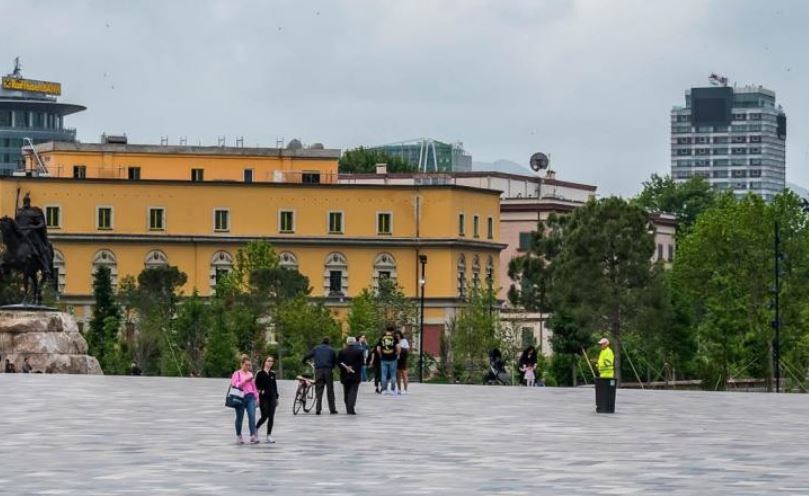 analiza italianet dhe polaket turistet me besnike te shqiperise