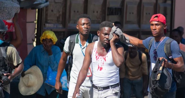 bandat shtrengojne kontrollin haiti shkon drejt kolapsit