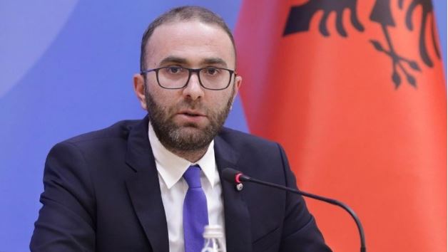 gazment bardhi deklarate urgjente cfare po paralajmeron kreu i grupit parlamentar te partise demokratike