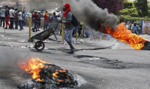 haiti ne kaos be evakuon personelin diplomatik nga haiti edhe shba merr masa