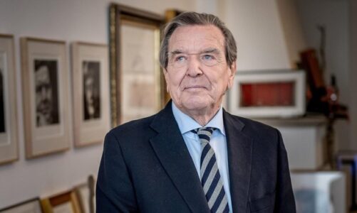 Ish-kancelari gjerman Schröder: Perëndimi duhet të negociojë me Putinin