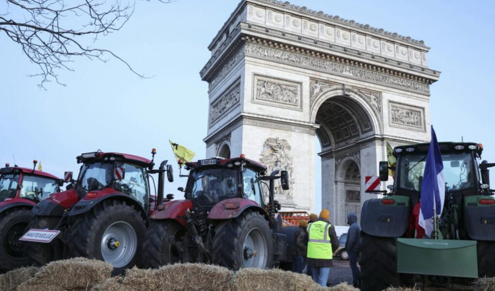 paris fermeret protestojne prane harkut te triumfit 66 te arrestuar