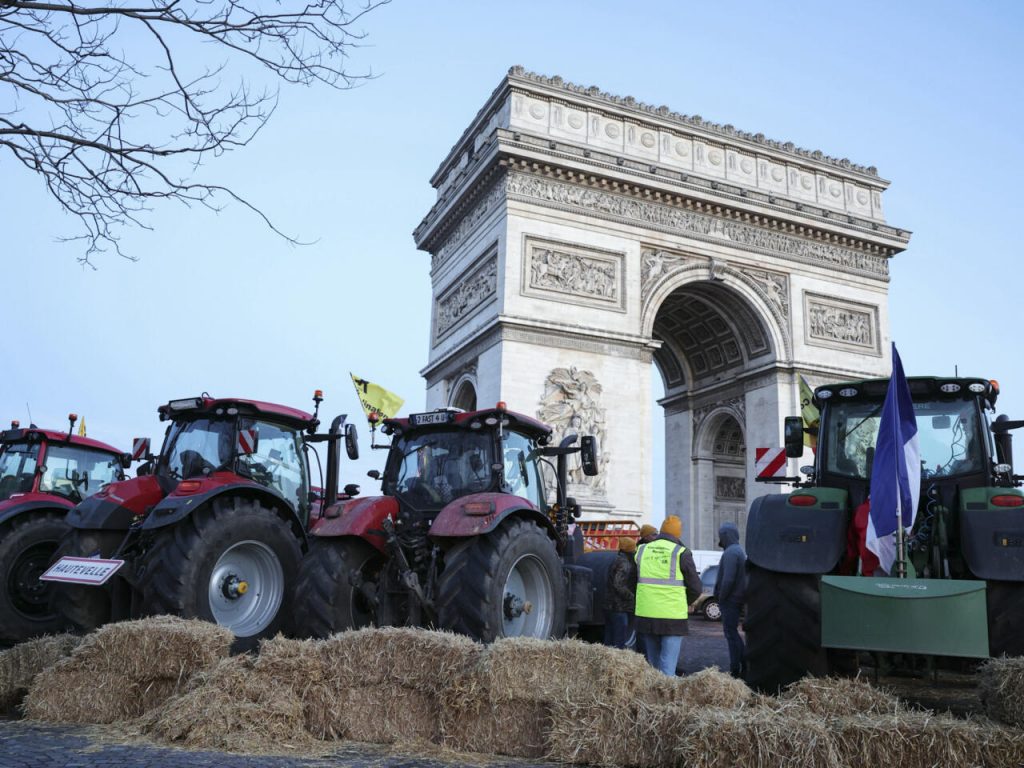 paris fermeret protestojne prane harkut te triumfit 66 te arrestuar