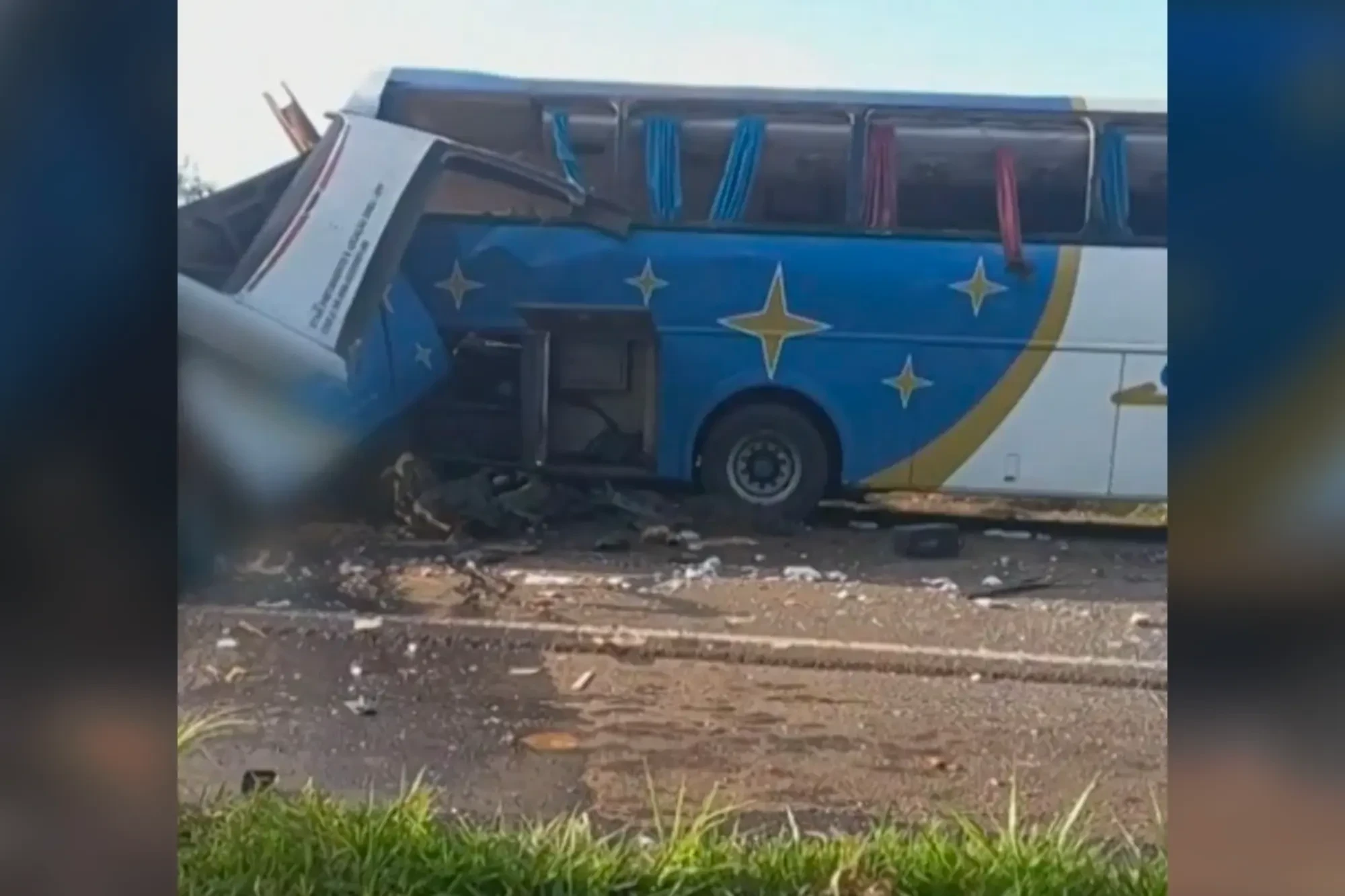 permbyset autobusi turistik ne brazil 2 te vdekur dhe 40 te plagosur