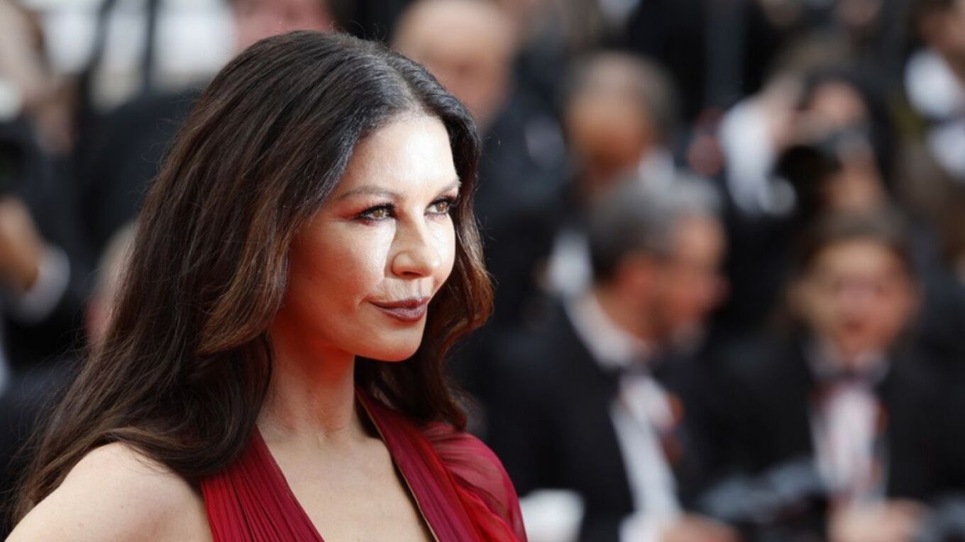 “21 vjet duke të parë si lulëzon”, Catherine Zeta Jones uron vajzën e saj për ditëlindje