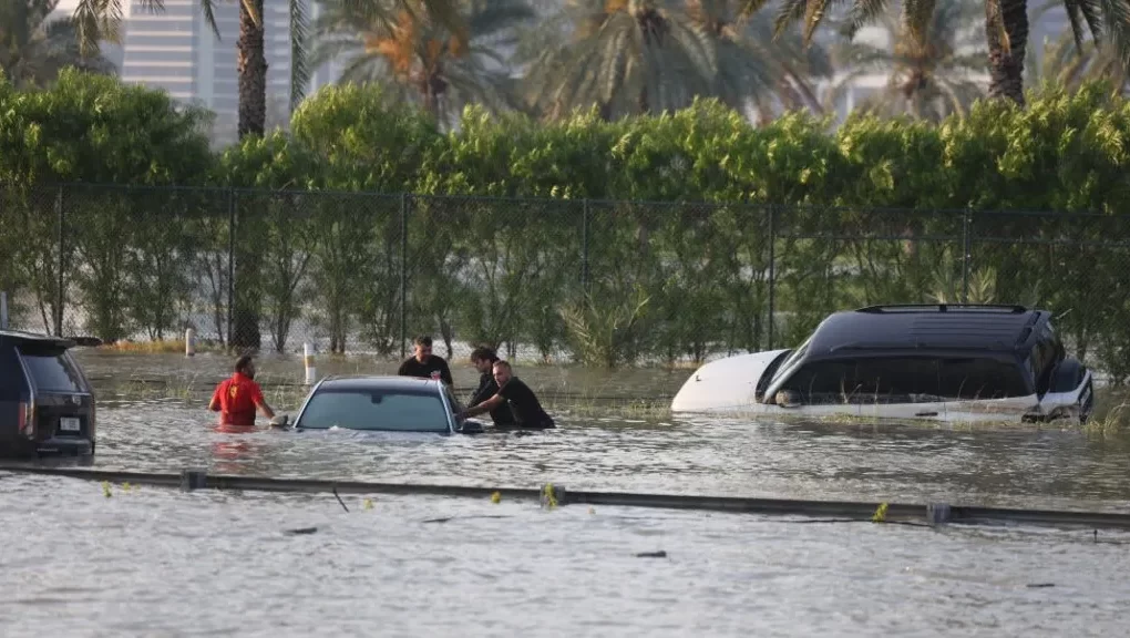 aeroporti i dyte me i ngarkuar ne bote po rimekembet pas permbytjeve te pazakonta