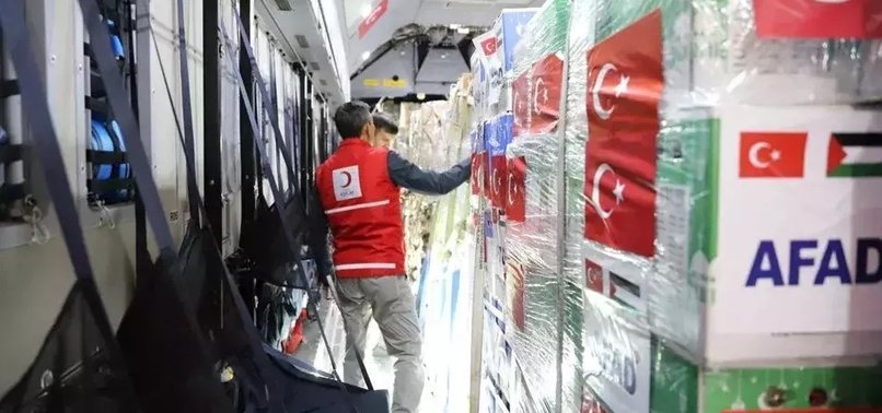 anija e 9 te e ndihmave humanitare nga turqia mberrin ne egjipt