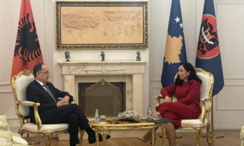 begaj dhe osmani deklarate te perbashket presidentja e kosoves lideret shqiptare do sigurohen qe te kemi mbeshtetjen e nevojshme ne kie