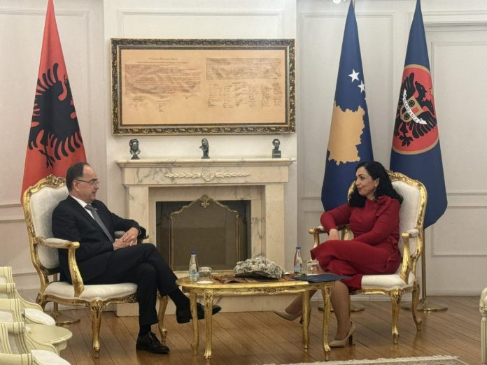 begaj dhe osmani deklarate te perbashket presidentja e kosoves lideret shqiptare do sigurohen qe te kemi mbeshtetjen e nevojshme ne kie