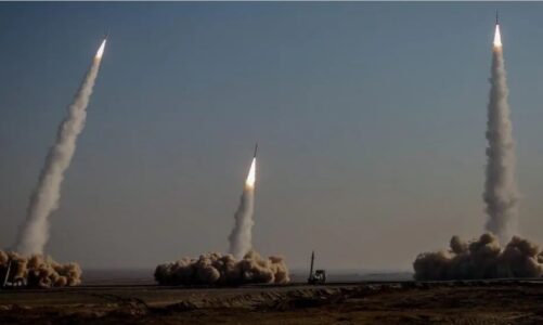 bilanci parapak irani sulmoi izraelin me 150 raketa 99 u kapen ka te plagosur