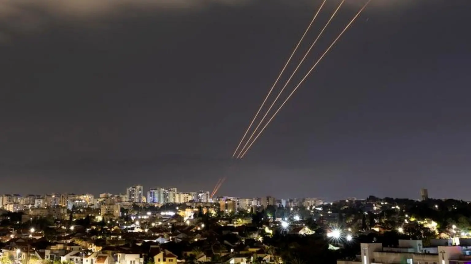hakmarrja irani sulme te paprecenda me raketa dhe dron ndaj izraelit cfare ndodhi deri me tani