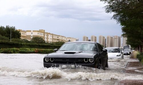 Natyra “thyen” luksin, pamjet që u bënë virale nga Dubai i përmbytur