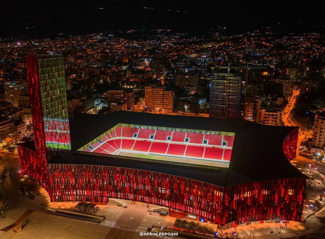 ndeshja e dinamos kunder erzenit mes air albania dhe elbasan arena