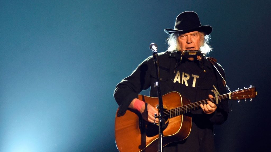 Neil Young publikon versionin e papërpunuar të albumit ‘Ragged Glory’ të 1990