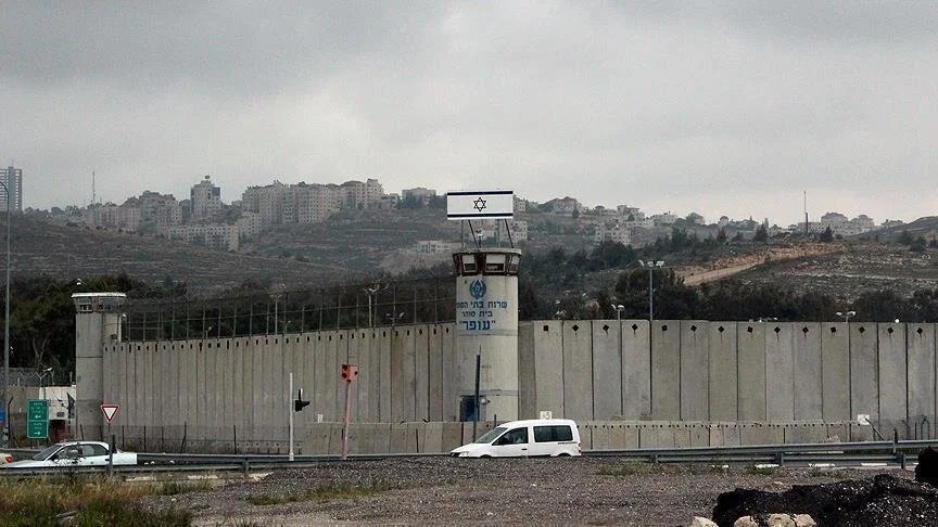numri i te burgosurve palestineze ne burgjet izraelite eshte rritur 130 per qind pas 7 tetorit