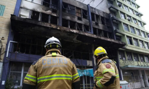 perfshihet nga zjarri nje hotel ne qytetin porto alegre ne brazilin jugor 10 te vdekur dhe 13 te plagosur