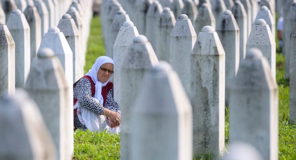 serbia eshte duke lobuar kunder okb me projektrezolute per gjenocidin ne srebrenice