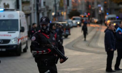 te dyshuar per lidhje me shtetin islamik turqia me dore te hekurt arreston 48 persona
