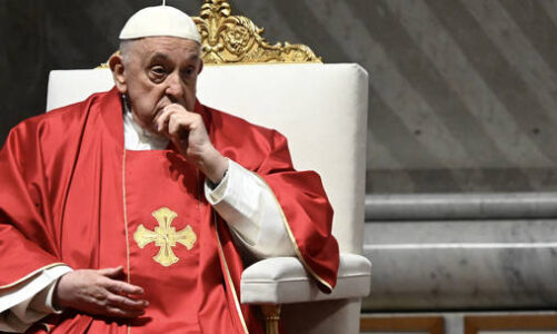 vatikani shprehet kunder operacionit te ndryshimit te gjinise papa francesku njerezit duhet te pranojne trupat e tyre si dhurate nga zoti