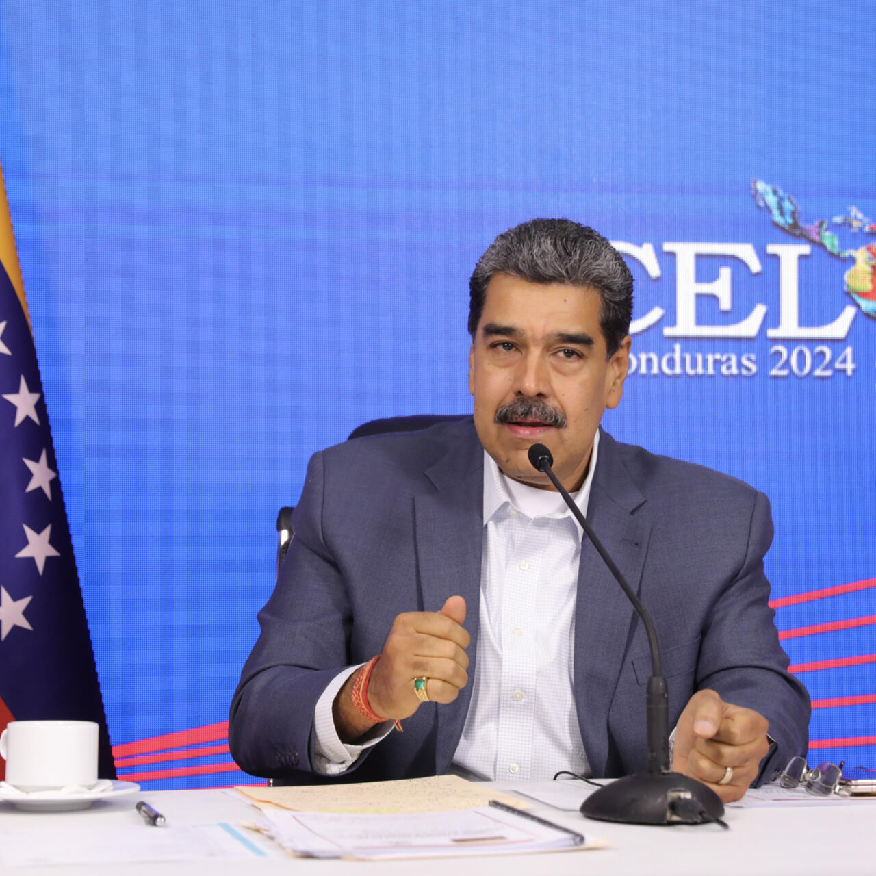 venezuela mbyll ambasadat dhe konsullatat ne ekuador