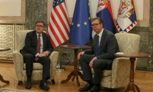 vucic u ankua se shba spo flet per arrestimet e serbeve ne kosove kjo eshte pergjigjja qe i dha zyrtari i larte amerikan