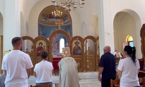 80 vjetori i gjenocidit ndaj cameve mbahet per here te pare mesha e pershpirtjes ne kishen ortodokse