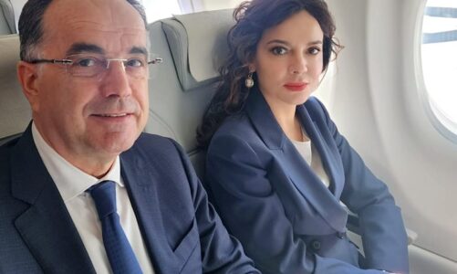 bajram begaj dhe elisa spiropali drejt zvicres ministrja publikon foton me presidentin ne avion per ne samitin e paqes ne ukraine