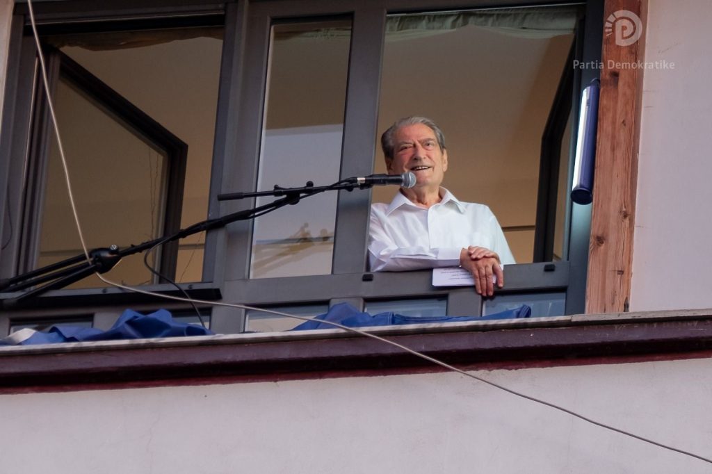 berisha aparatura e kobaltit te onkologjiku ka mbjelle vdekje rrezatimi ishte 18 here mbi normen nje mjek i ndergjegjshem denoncoi por u largua nga onkologjiku