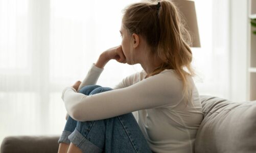 depresioni tek grate nga simptomat te trajtimi ja cfare duhet te dini per shendetin tuaj