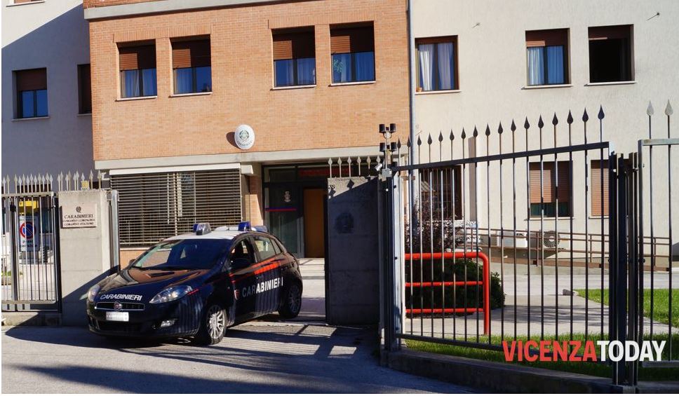 kokaine dhe arme ne shtepi arrestohet 35 vjecari shqiptar ne itali ishte pjese e nje bande qe vidhte neper shtepi