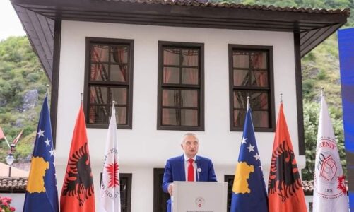lidhja e prizrenit parapriu shpalljen e pavaresise se shqiperise meta ngjarja e paharruar historike qe na kujton rendesine e bashkimit rreth vlerave kombetare
