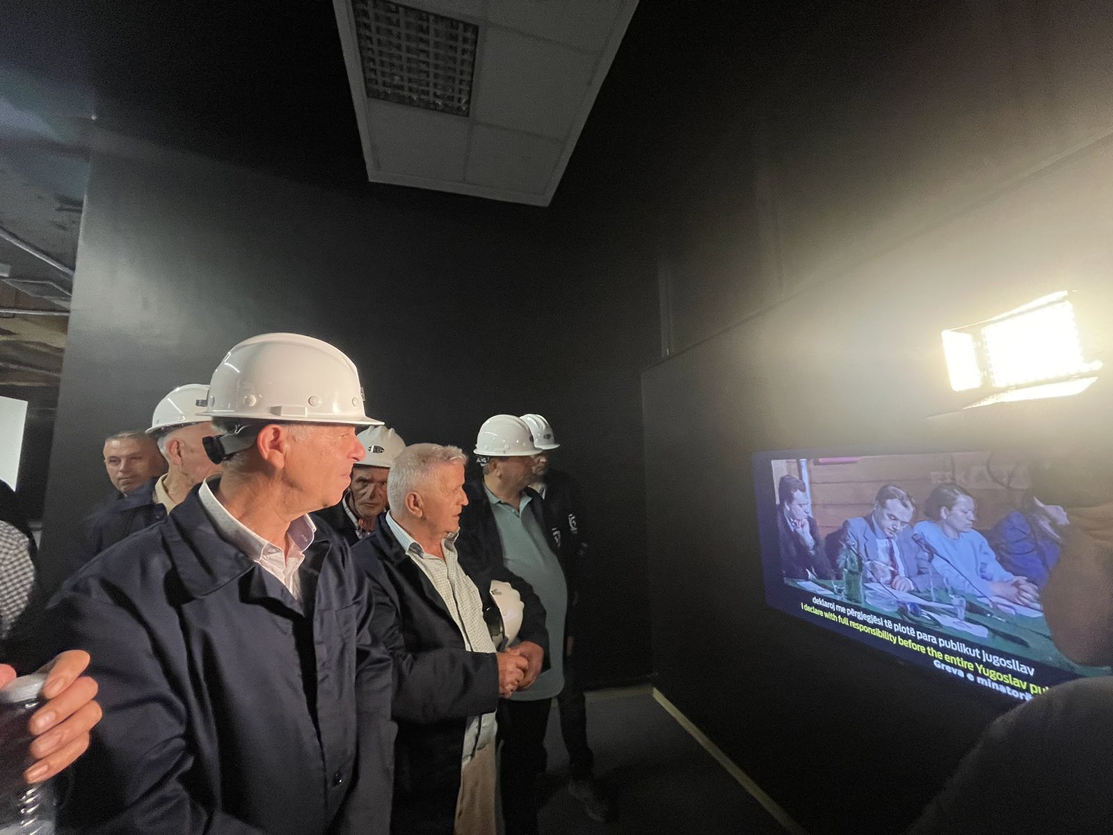 miners of trepca march towards the reporting house exhibition 1