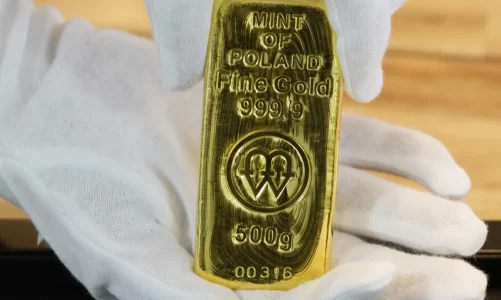 polaket kerkojne siguri ne investimet e arit gjate periudhave te trazuara pertej kufijve te tyre lindor